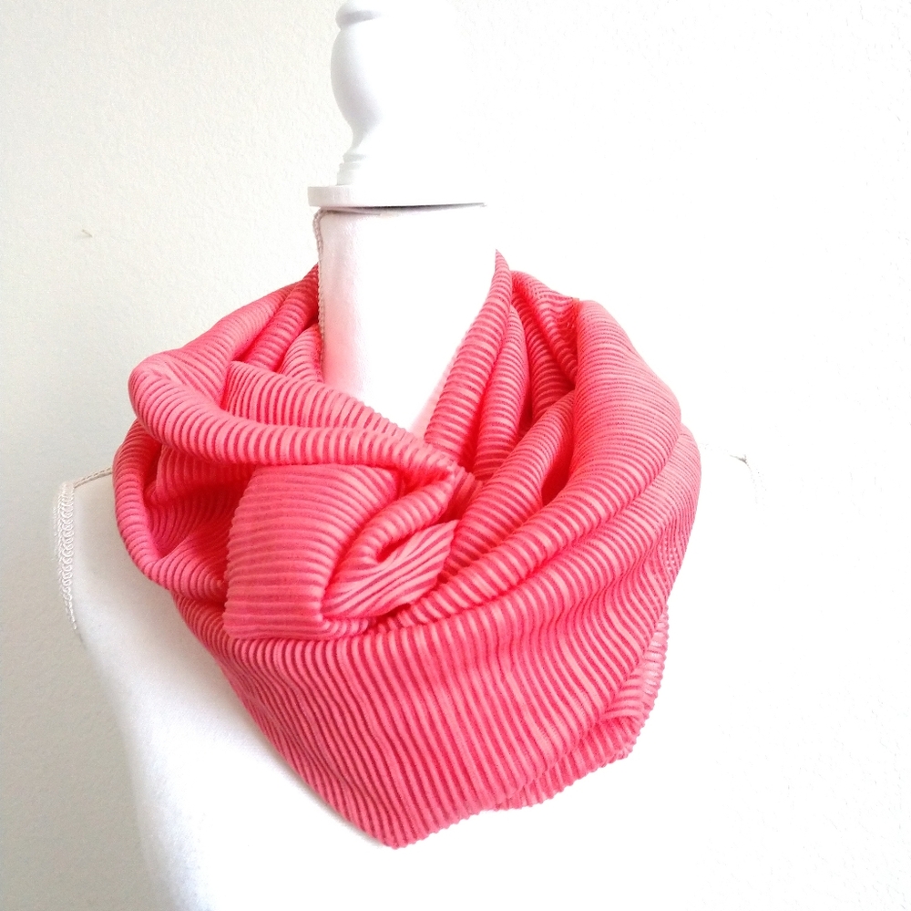 Reitman's Pretty Pink Infinity Scarf Ribbed Pleated Circle Loop Scarf
